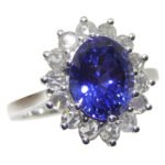 3.98ct Oval Blue Sapphire. Diamond Ring set in 18k White Gold. GIA Certified. Sri Lanka - Image 4