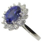 3.98ct Oval Blue Sapphire. Diamond Ring set in 18k White Gold. GIA Certified. Sri Lanka - Image 6